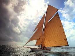 Cómo navega un velero con viento en contra